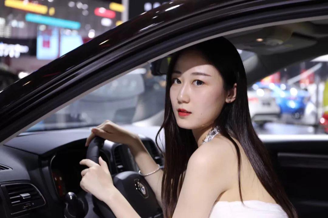 94ea5a98f1776f2ec1b46d48bcb26cc6.jpg